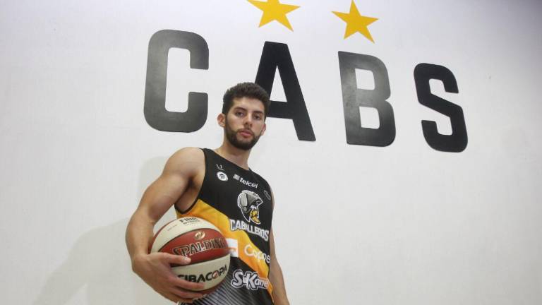 Óscar Piña Ibarra volverá a vestir el uniforme de Caballeros de Culiacán, en el Cibacopa.