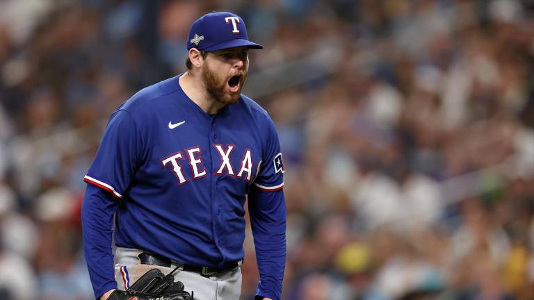Jordan Montgomery estuvo en plan estelar por los Rangers de Texas.