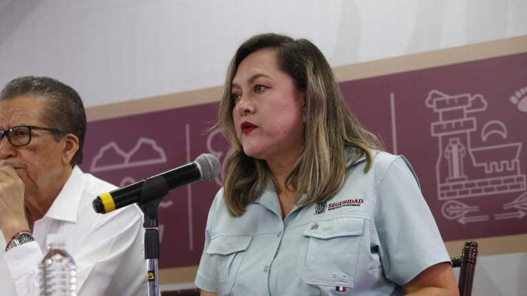 Verona Hernández, vocera de la SSP en Sinaloa, da a conocer los resultados durante los operativos en medio de la crisis de inseguridad.