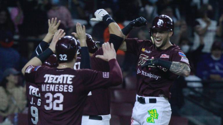 Stevie Wilkerson conectó dos jonrones y produjo seis carreras por Tomateros.