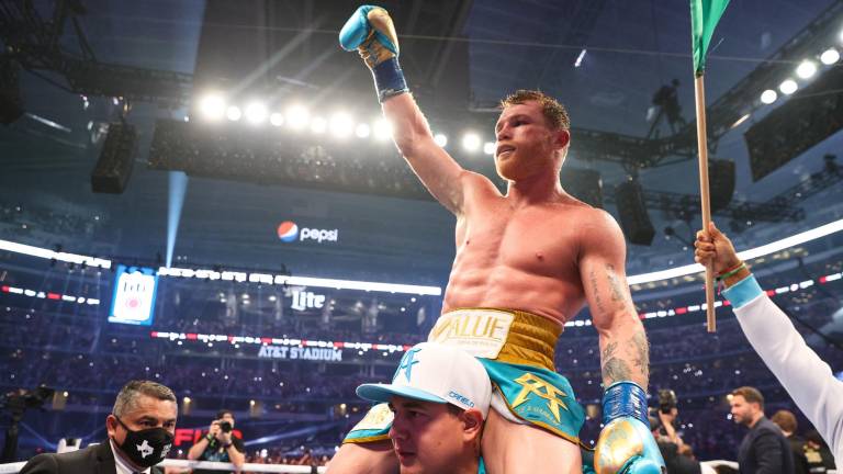 Saúl “Canelo” Álvarez pelearía en la casa de su equipo favorito.