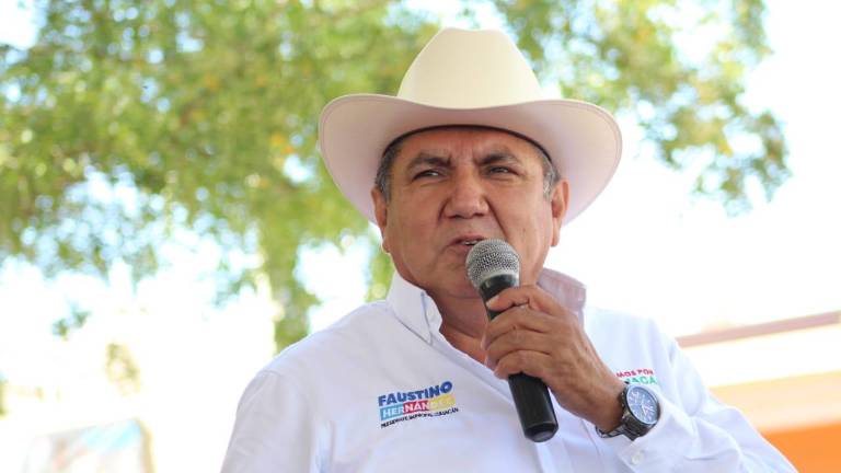 Faustino Hernández promete mejores condiciones laborales para los policías de Culiacán.