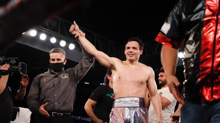 Julio César Chávez Jr. saldrá esta noche de prisión.