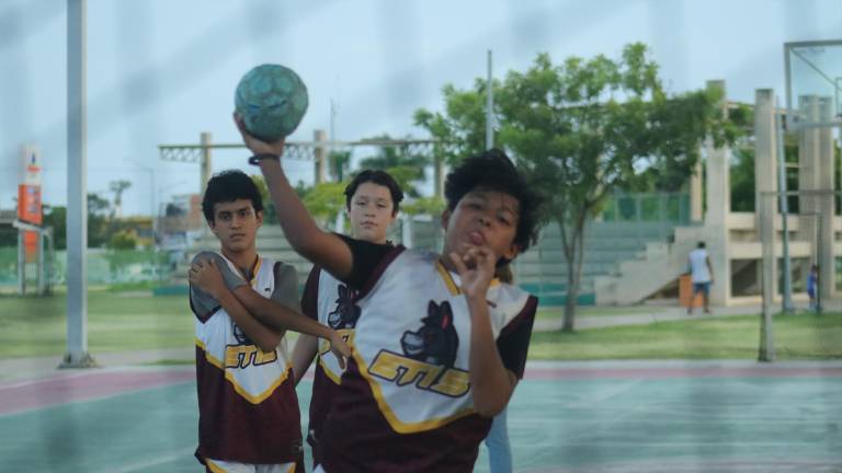 La Unidad Deportiva Benito Juárez es la sede del handball en la Olimpiada Deportiva Estudiantil Mazatlán 2024.