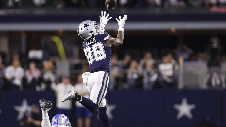Dallas se impone a Detroit.