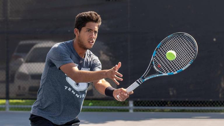 Isaac Arturo Arévalo tendrá su gran oportunidad este domingo en el equipo mexicano de Copa Davis.