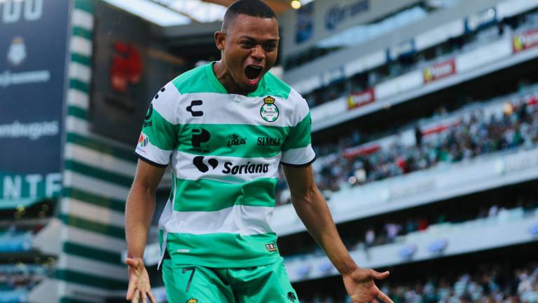 Santos saca importante triunfo.