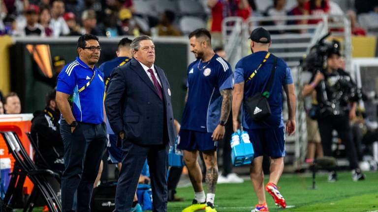 Miguel Herrera desea volver a enfrentar a México en la Copa Oro.