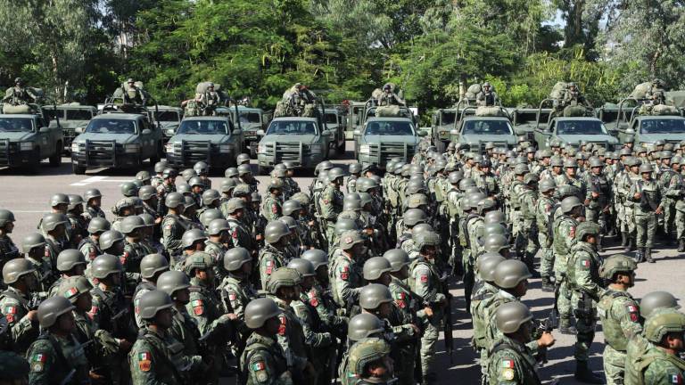 Elementos del Ejército arribaron este sábado a Mazatlán.