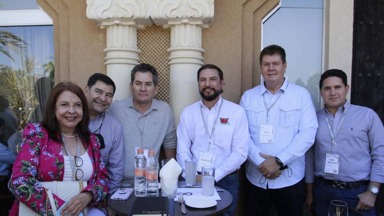 Delia Barraza, Jaime Lizárraga, Javier Ríos, Eduardo Ugarte, Luis González y Luis Gerardo Amarante.