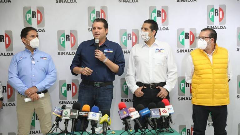 Juan Carlos Estrada, Mario Zamora, Jesús Valdés y Marco Aurelio Vásquez López.