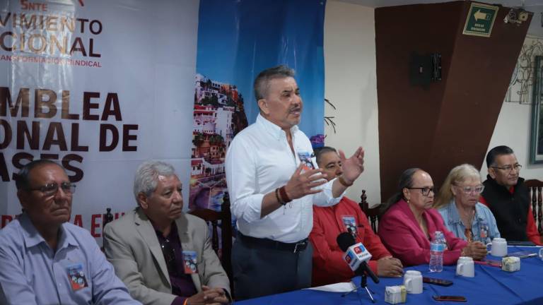 El evento fue precedido por Ricardo Aguilar, Coordinador del Movimiento Nacional por la transformación Sindical.
