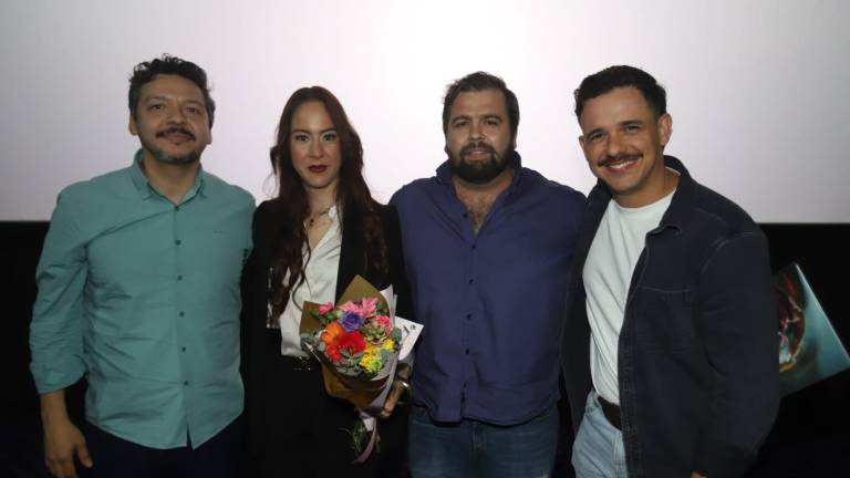 Los chefs Carolina Zataráin y Jorge Zorrilla fueron homenajeados en el cierre de la gira de “A qué sabe Sinaloa” en Mazatlán.