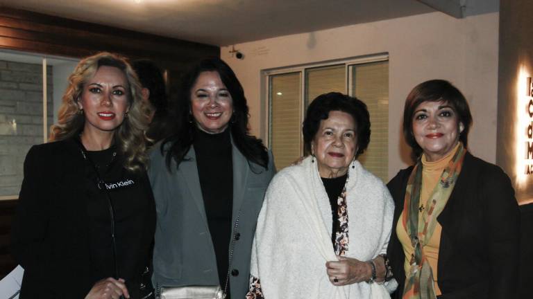Digna Carrillo, Mely Pérez de Acha, Tere Pérez de Acha y Victoria Tatto.