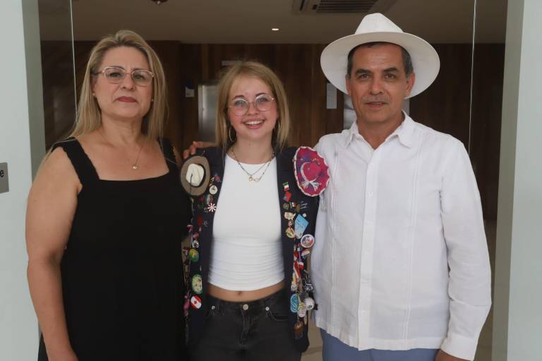 Despiden a jóvenes del Programa de Intercambio de Rotary Internacional