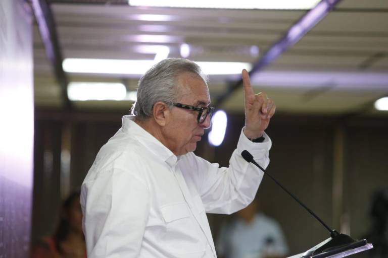 Buscan que Mazatlán sea el primer puerto en México donde se pueda abordar un crucero turístico