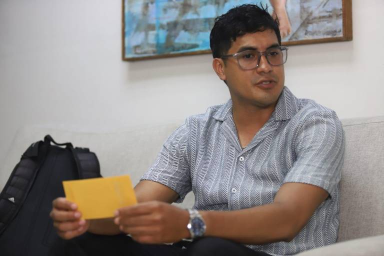 Agradece David Macías apoyo recibido por lectores de Datemex para su tratamiento