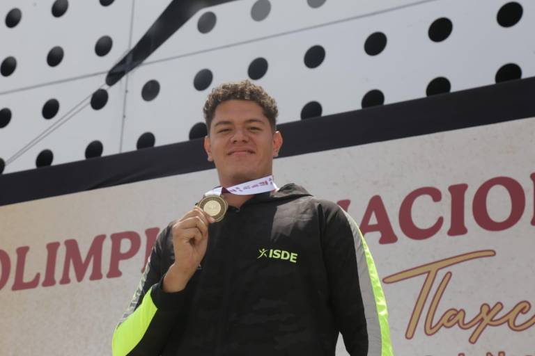 Diego Hernández cierra con broche de oro el atletismo para Sinaloa en Olimpiada Nacional