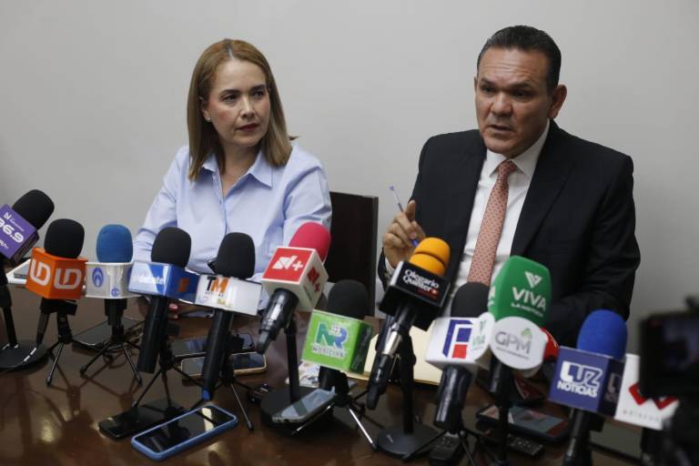 Piden diputados de MC remoción de José Casanova como director del Zoológico de Culiacán