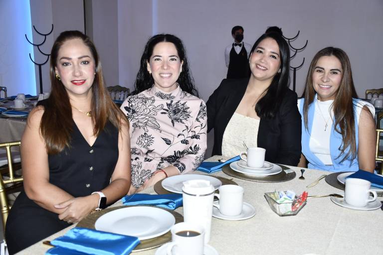 Disfrutan las mamás del Senda un gran Día de Las Madres