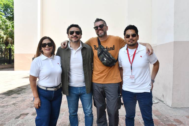 Agradece Grupo Datemex a Dios por 52 años de existencia