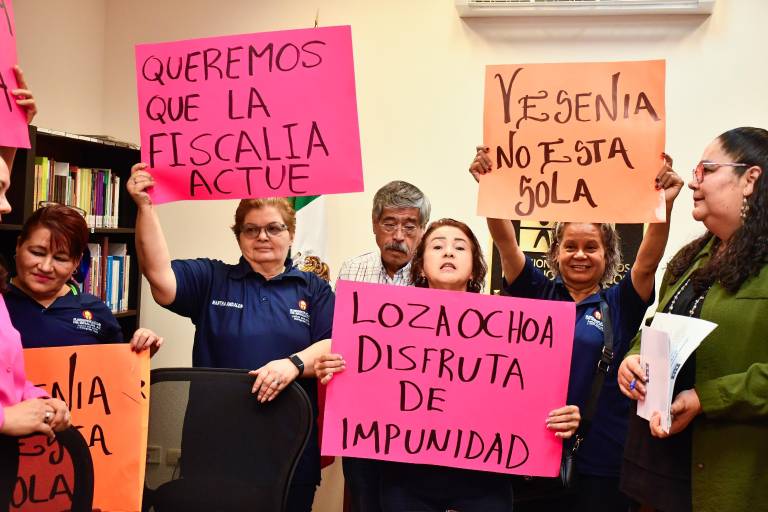 Manifestantes revientan evento en oficinas de Derechos Humanos