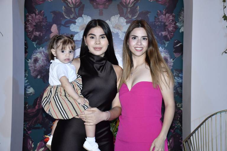 Disfrutan las mamás del Senda un gran Día de Las Madres