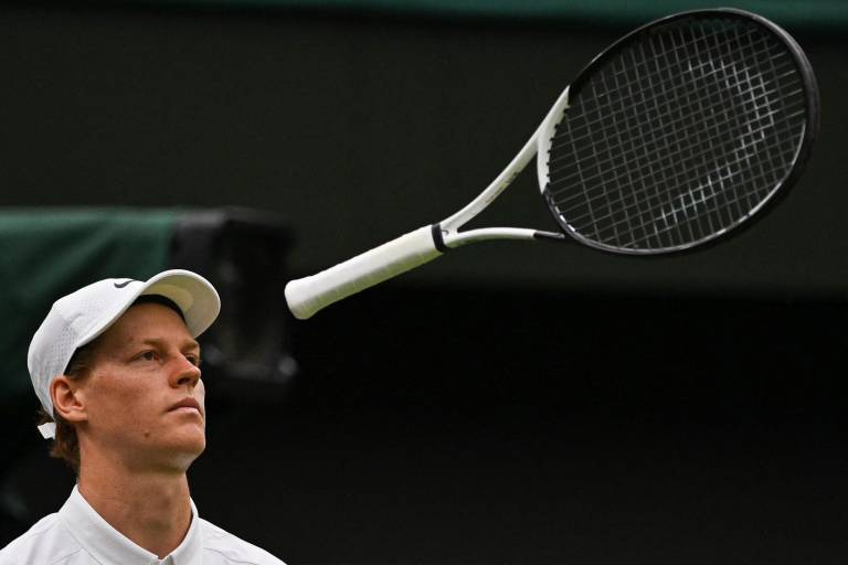 Sinner se lanza a la segunda semana de Wimbledon; Djokovic sigue volando