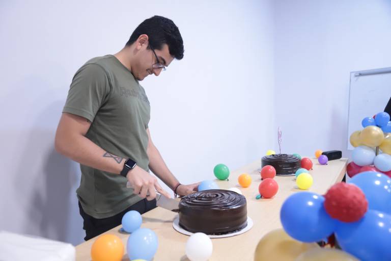 Celebra Datemex a los cumpleañeros del mes