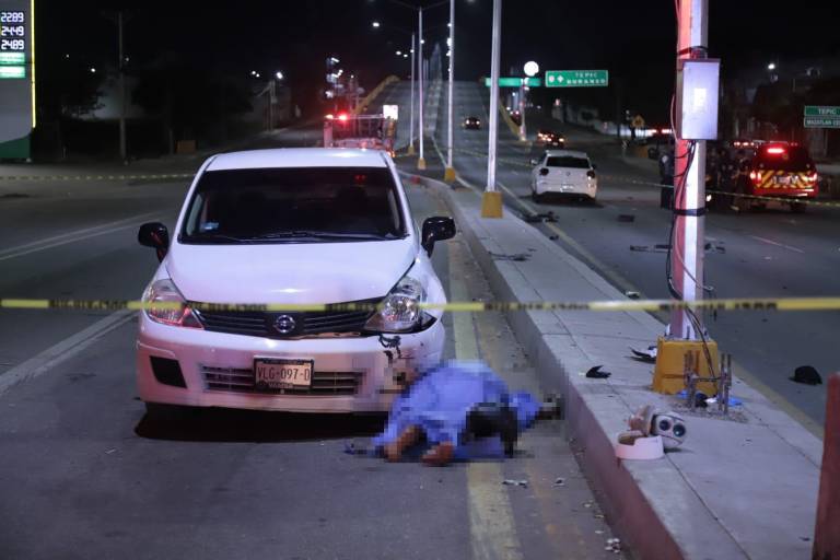 Motociclista muere arrollado por un auto en Mazatlán