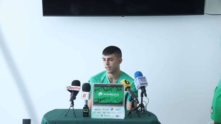 El argentino no siente mayor responsabilidad ahora que portará el número 10 con Santos.