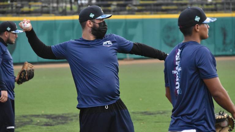 Orlando Piña se rehabilita.