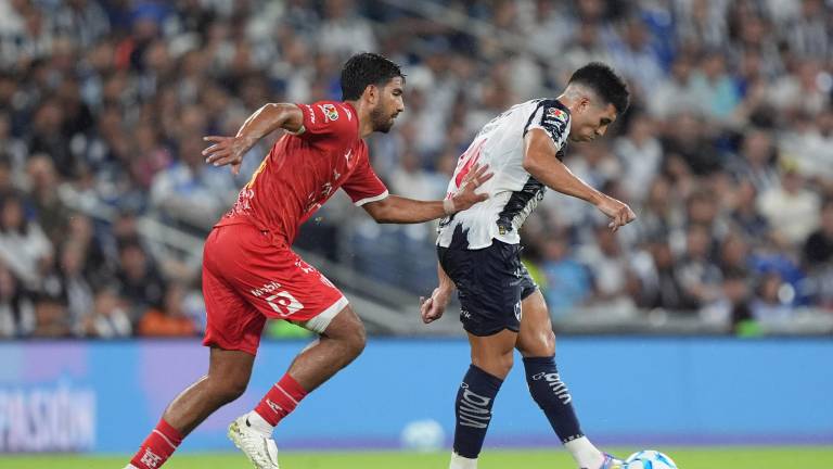 Rayados gana 3-0 a los Rayos del Necaxa.