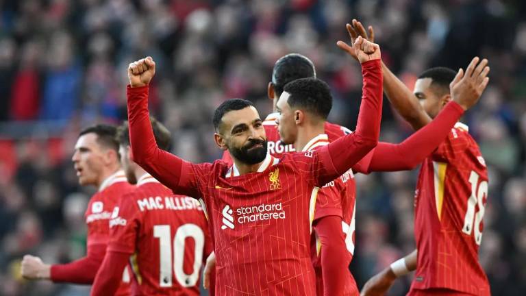 Mohamed Salah anotó su gol número 100 en la liga en Anfield.