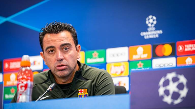 Xavi Hernández confía en obtener el resultado positivo que meta al Barcelona a la siguiente ronda.