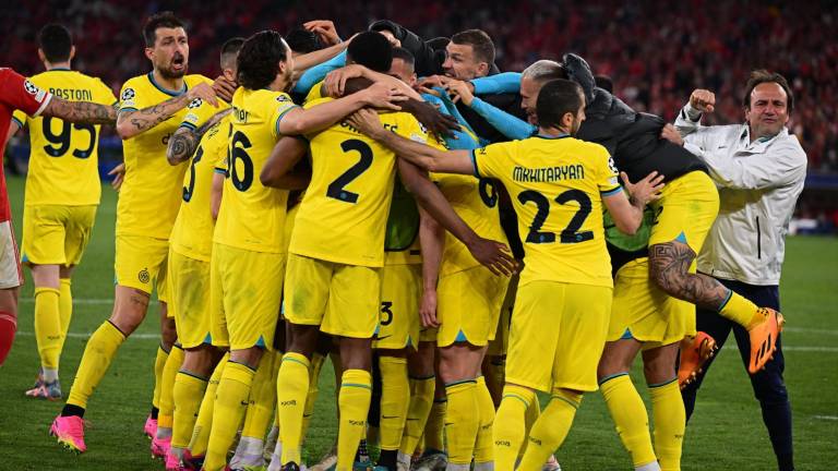 El Inter de Milán logró una buena renta para el encuentro de vuelta de los cuartos de final ante el Benfica.