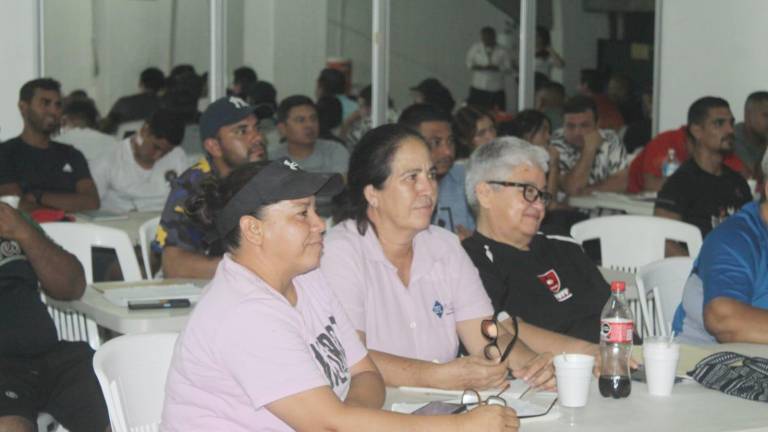 Los entrenadores se mostraron interesados en el tema.