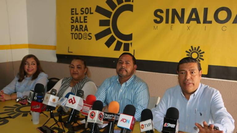 Oner Lazcano López, Presidente Estatal del PRD y Francisco Juárez Hernández, Secretario de Asuntos Electorales.