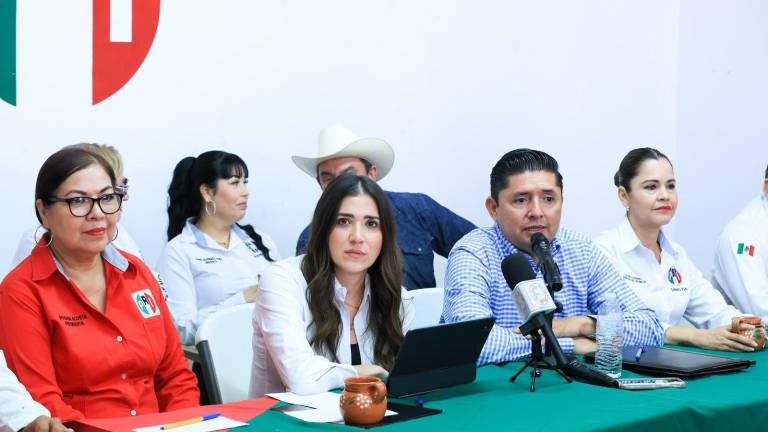 La Senadora apuntó que, desde el estallido de la pugna criminal en Sinaloa, todos los días hay registros de crímenes de alto impacto.