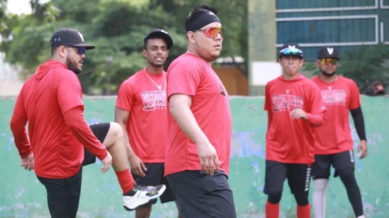Ricardo Valenzuela ya entrena al parejo de sus compañeros en la pretemporada de Venados de Mazatlán.