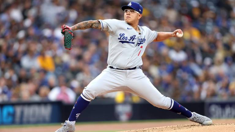 Julio Urías tuvo una salida de calidad en la que ponchó a seis rivales.