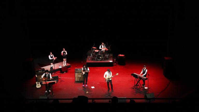 El Quinteto Britania, fundado por los hermanos Díaz Landa en 1982, es ya un viejo conocido en Sinaloa, donde ha tocado acompañado por la OSSLA.
