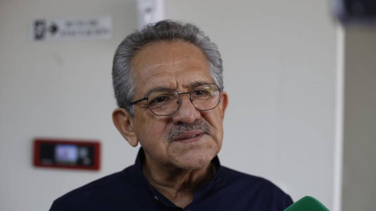 El Diputado local Manuel de Jesús Guerrero Verdugo habla de la iniciativa sobre el uniforme neutro.