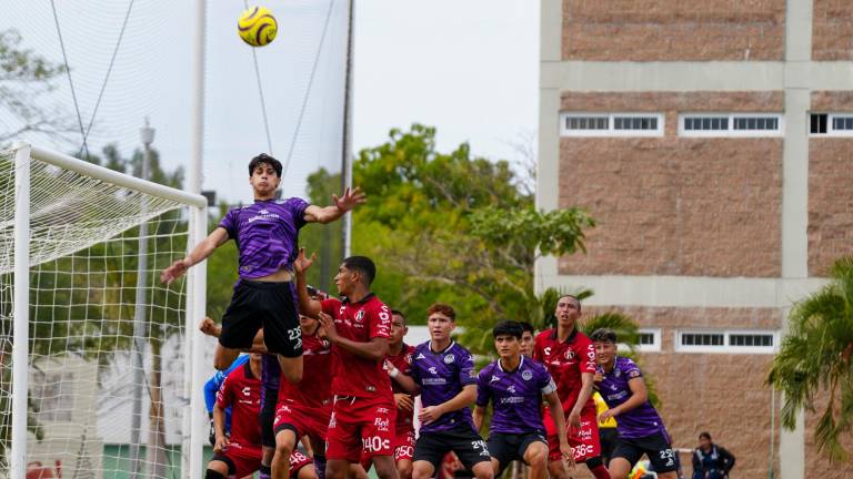 Los Cañoneros Sub 18 ganan 2-0 a Atlas.