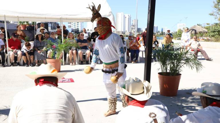 La Danza del Venado es para dar agradecimiento a la buena cosecha, a la salud y a la esperanza.
