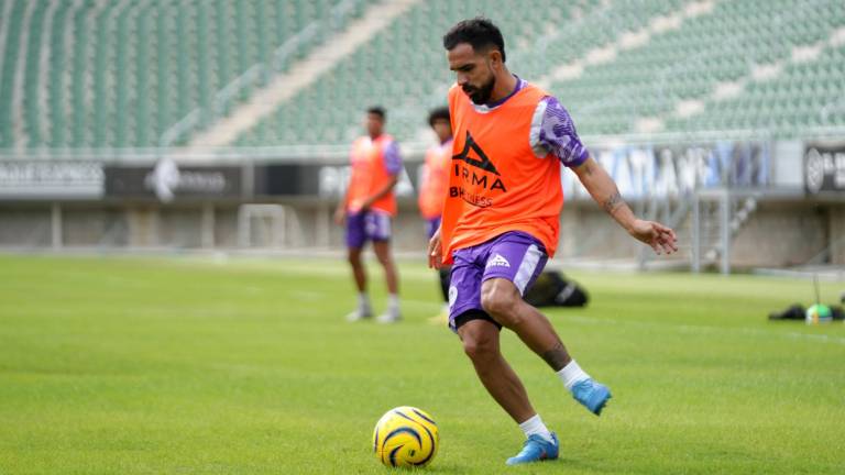 Mazatlán busca ante Cruz Azul sumar sus primeros puntos.