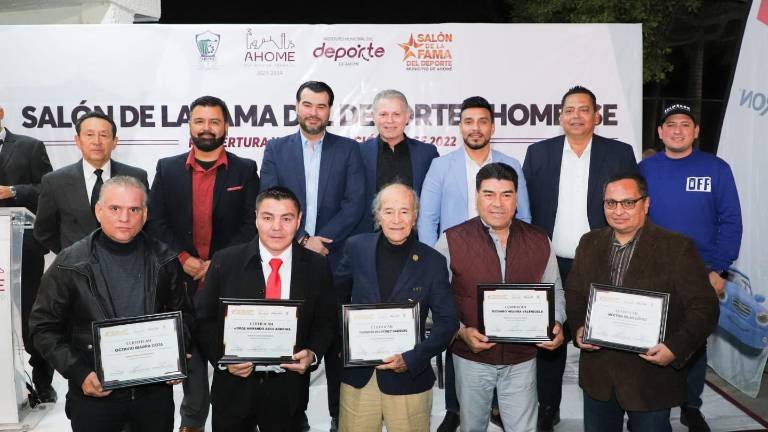 Los cinco entronizados.