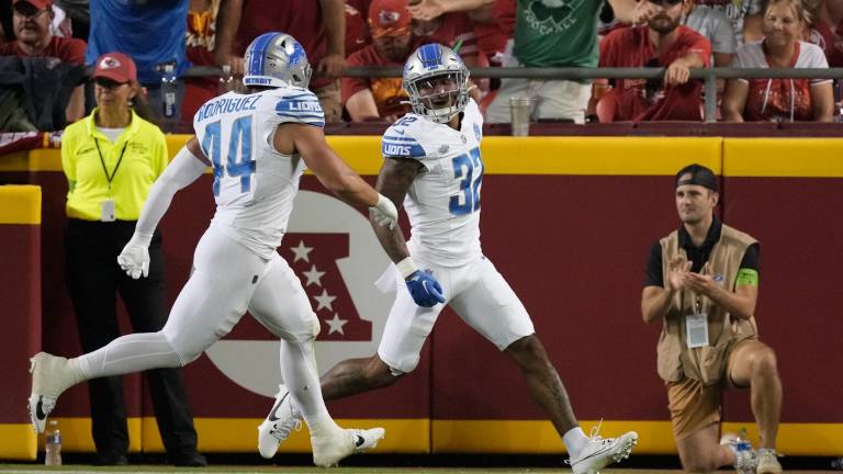 Los Lions se mostraron agresivos.