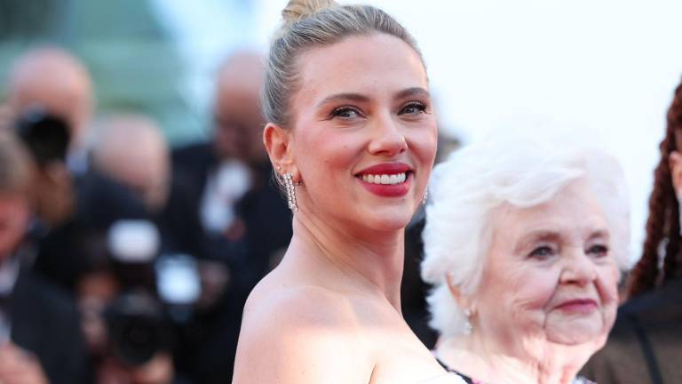 Durante la presentación Scarlett agradeció el espacio que Cannes le brindó para mostrar una película.