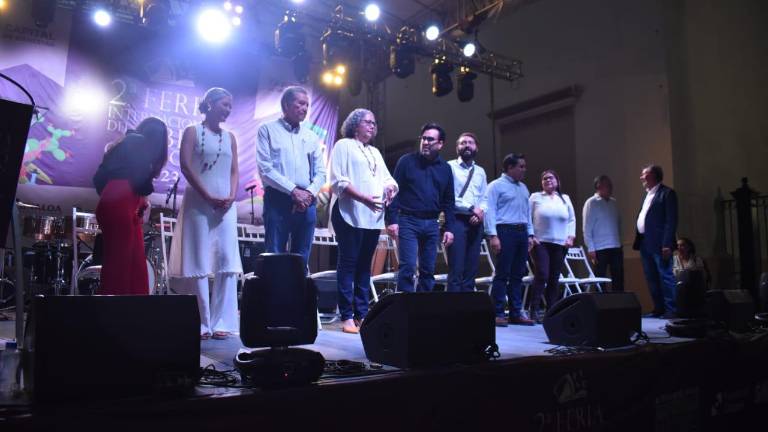 Autoridades inauguran la Feria Internacional del Libro Culiacán 2023.